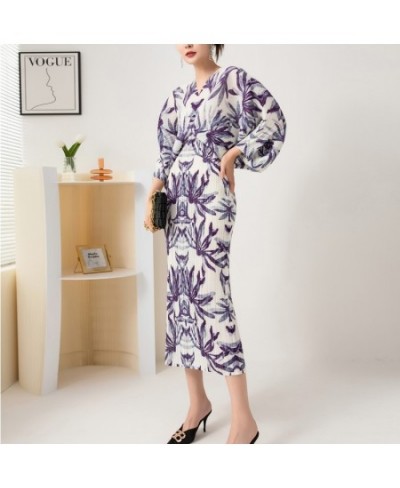 High End Pleated Printed Bat Sleeve V-neck Women's Dress New 2023 Spring Fashion Temperament Slim Fitting Style $72.77 - Dresses